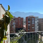 Zirkon City Rush Apartment